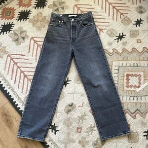 Levi’s Premium Ribcage Straight Ankle, Faded Black, Size 26